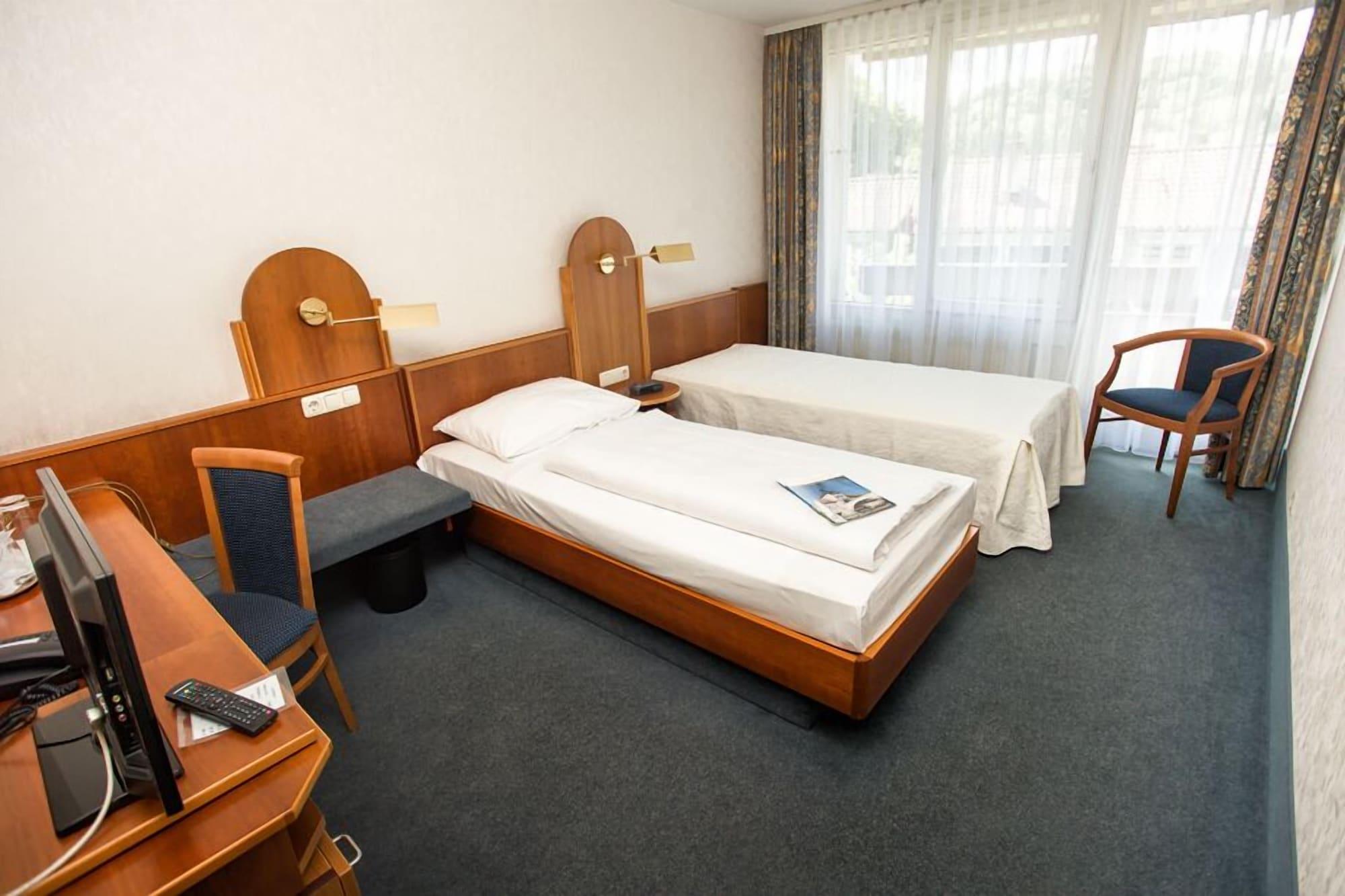 באמברג Hotel Altenburgblick מראה חיצוני תמונה